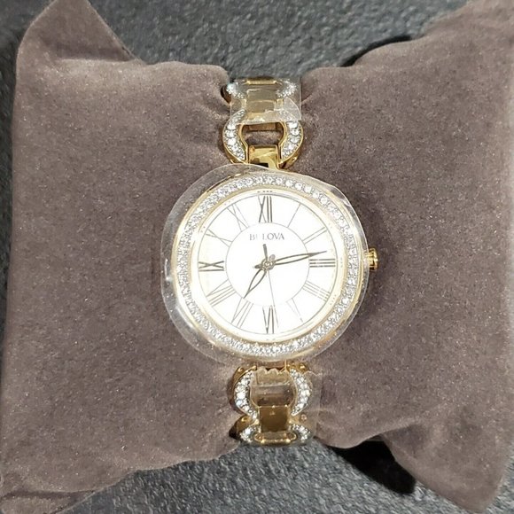 $199.99~ Bulova 98L300 Classic Crystal Bezel Stainless Steel Ladies Quartz Watch